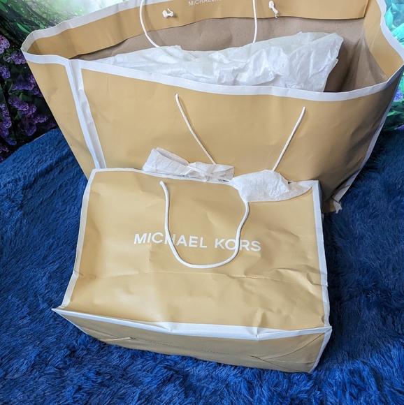 4 Piece Michael Kors Set